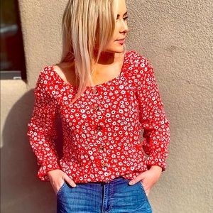 Red square neck button down loose top